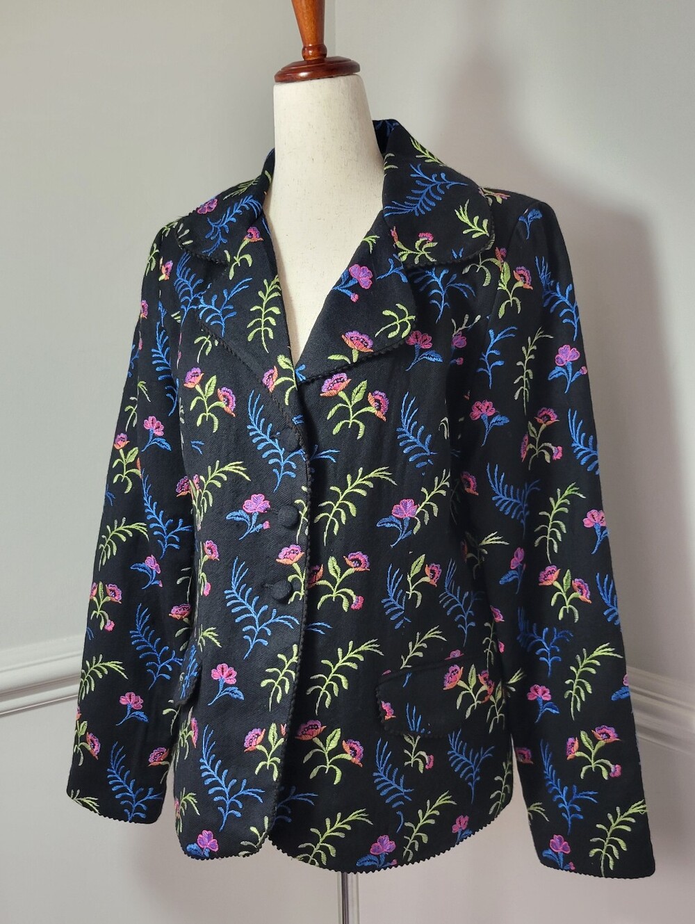 David Brooks Wool Blazer 8 Embroidered Floral Black Cottagecore Statement